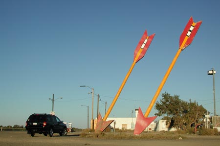 A09-TwinArrows_AZ