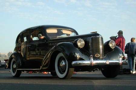 Qa11-38_Chrysler